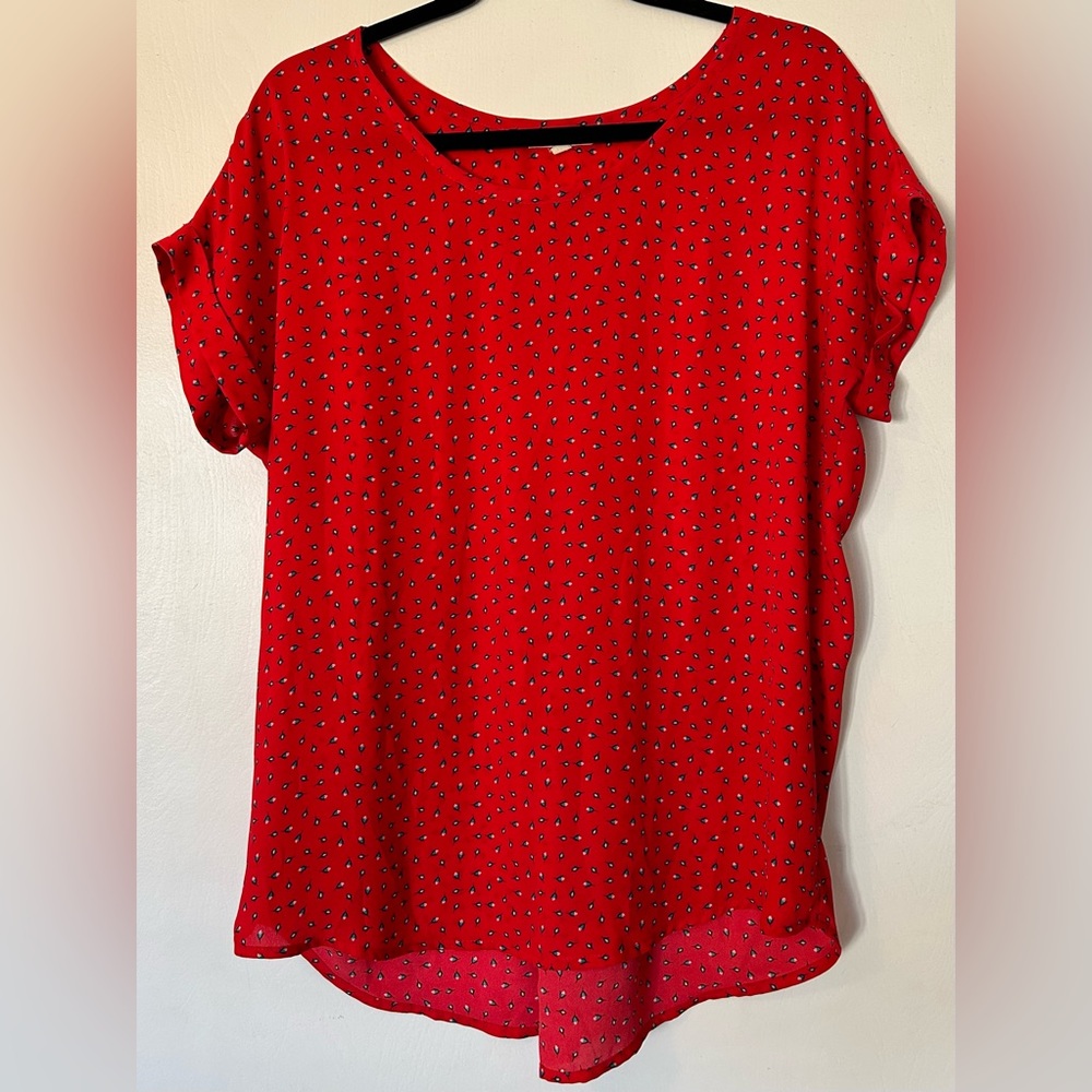 Women’s red Pleione top